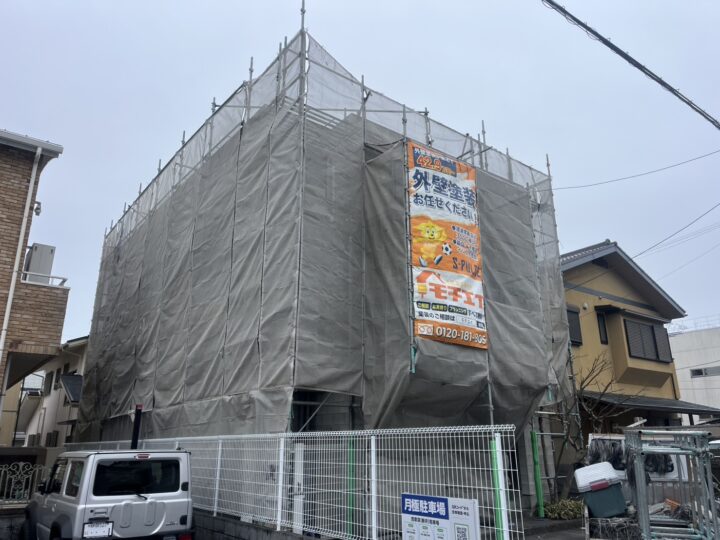 足場メッシュシート設置