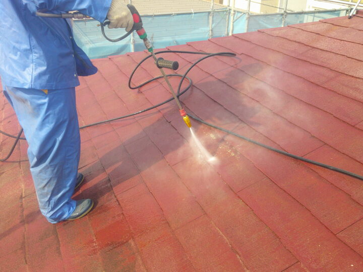 高圧洗浄作業中