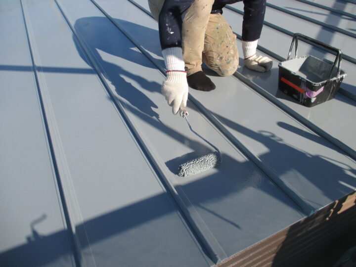 屋根【上塗り作業中】