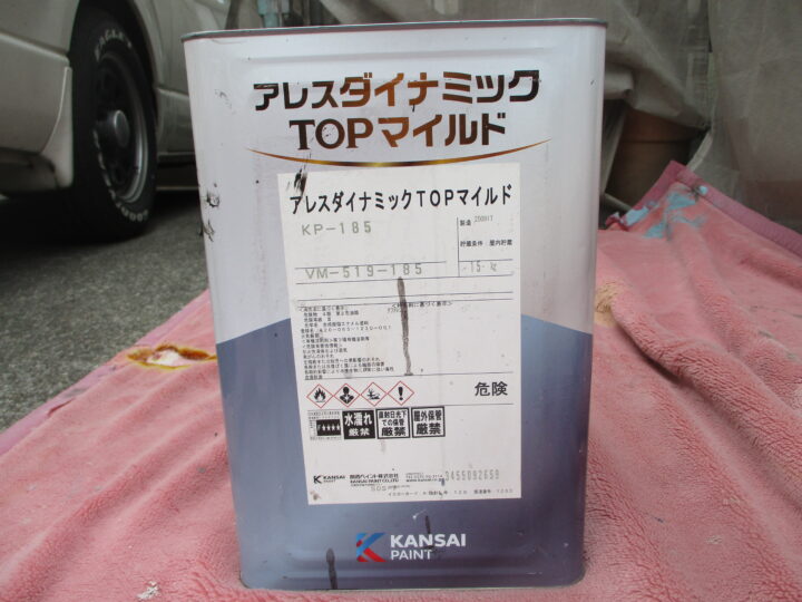 使用塗料　付帯部【上塗り材】