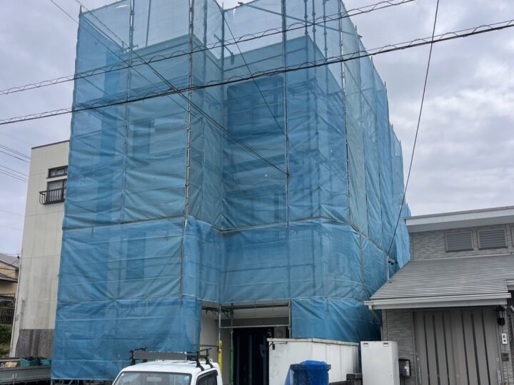 足場メッシュシート設置